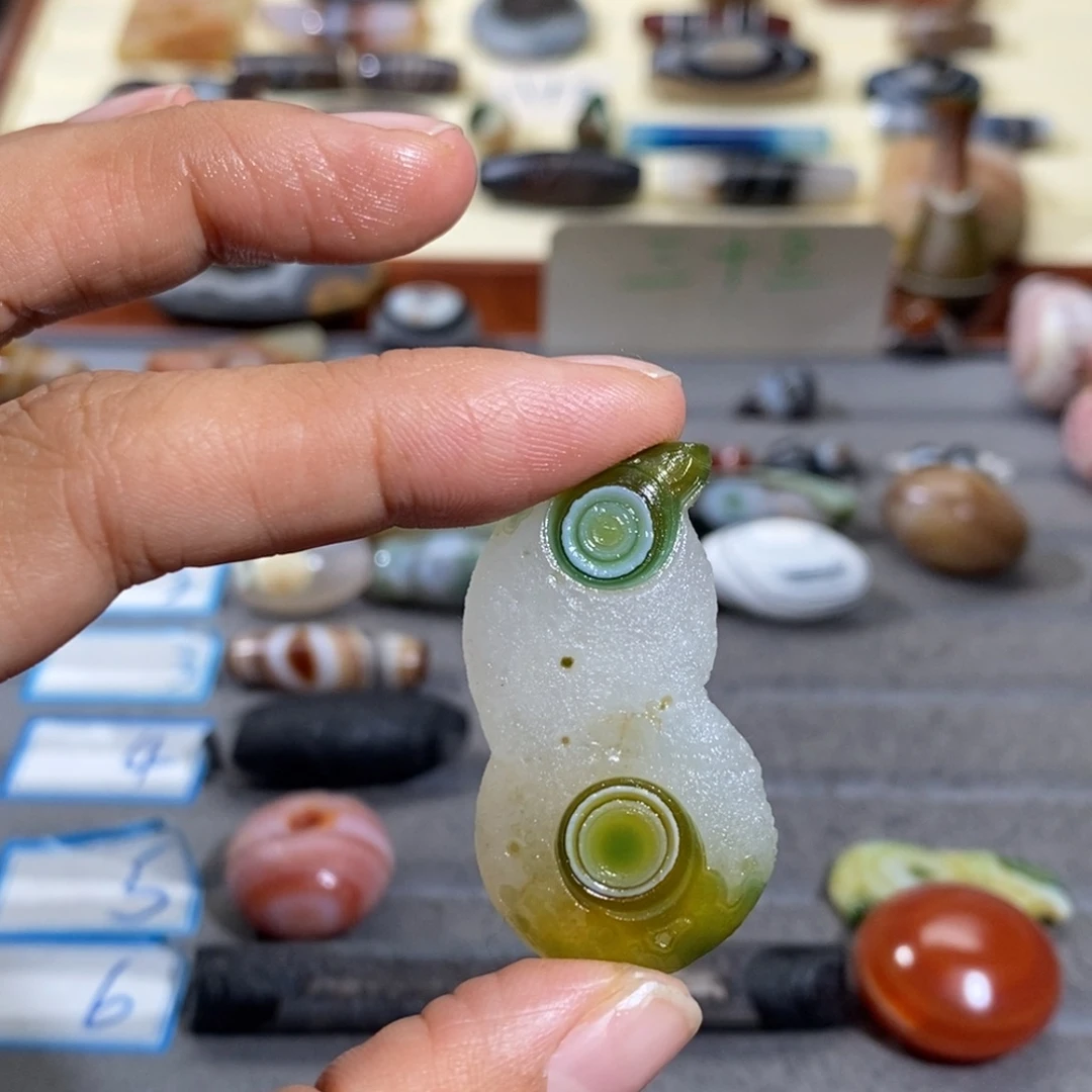 明***a玛瑙/玉髓合金颈饰