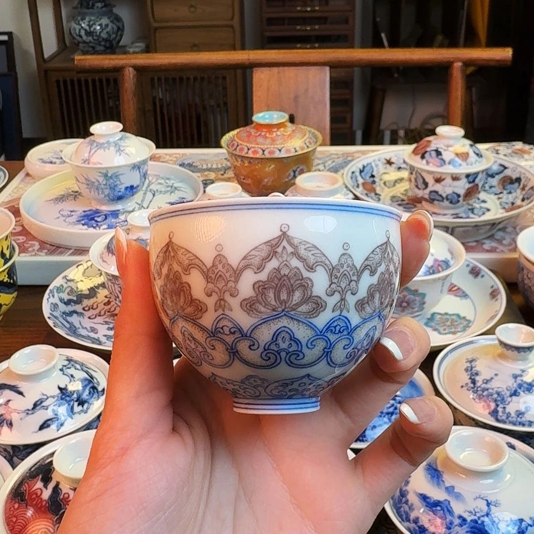 杯重工点工青花釉里红