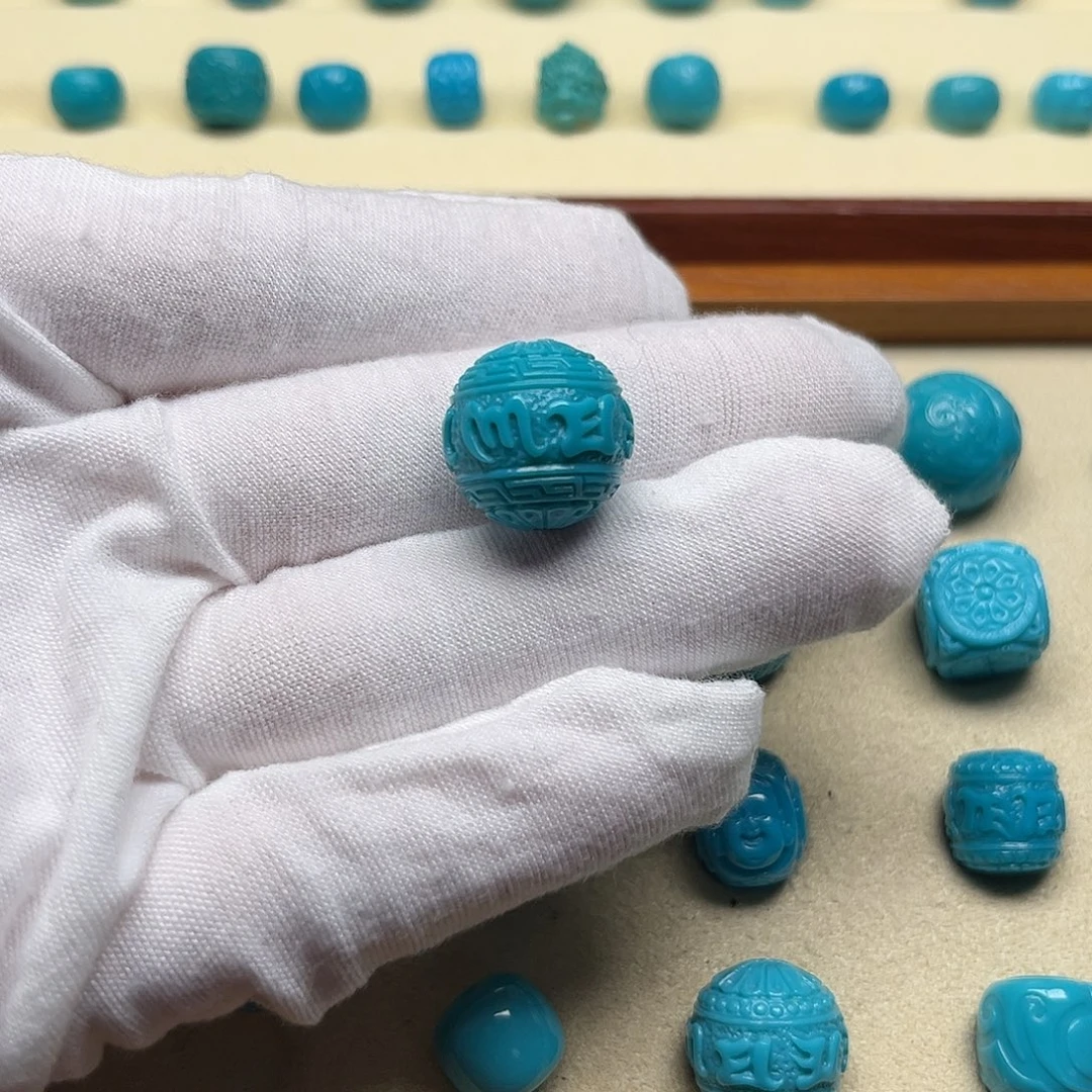 绿松石未镶嵌天然原矿绿松石无镶嵌六字15.1