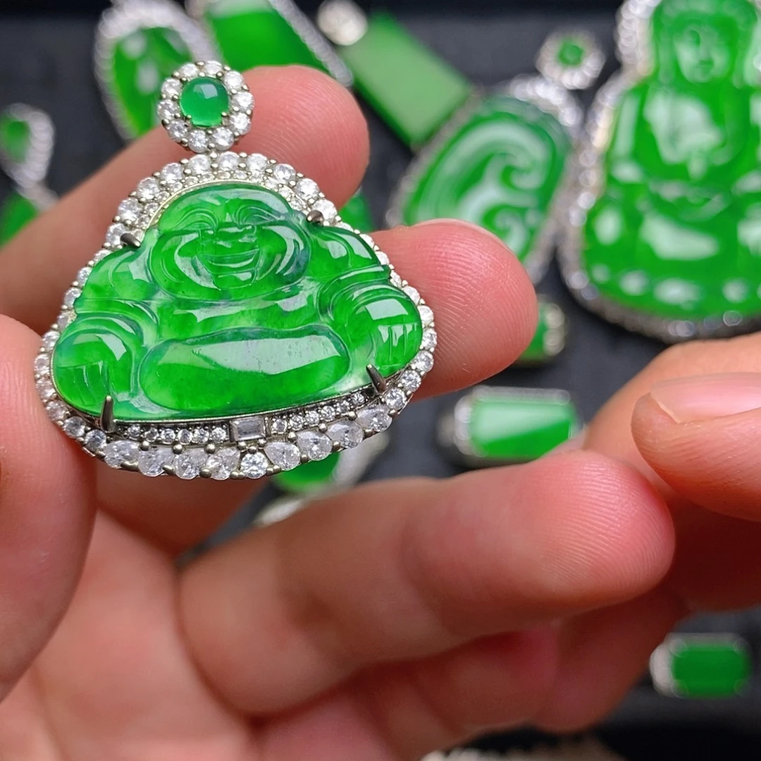 翡翠未镶嵌吊坠(赠链)吊坠