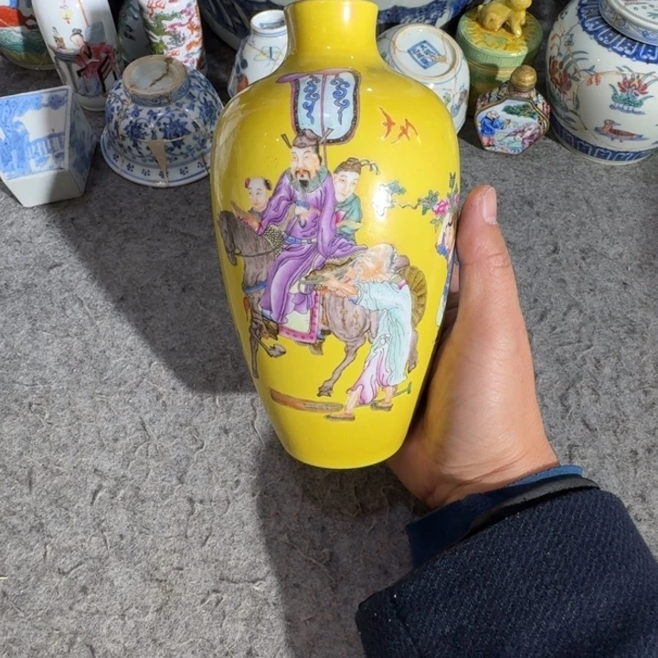 风***生摆件陶瓷工艺品摆件粉彩人物瓶