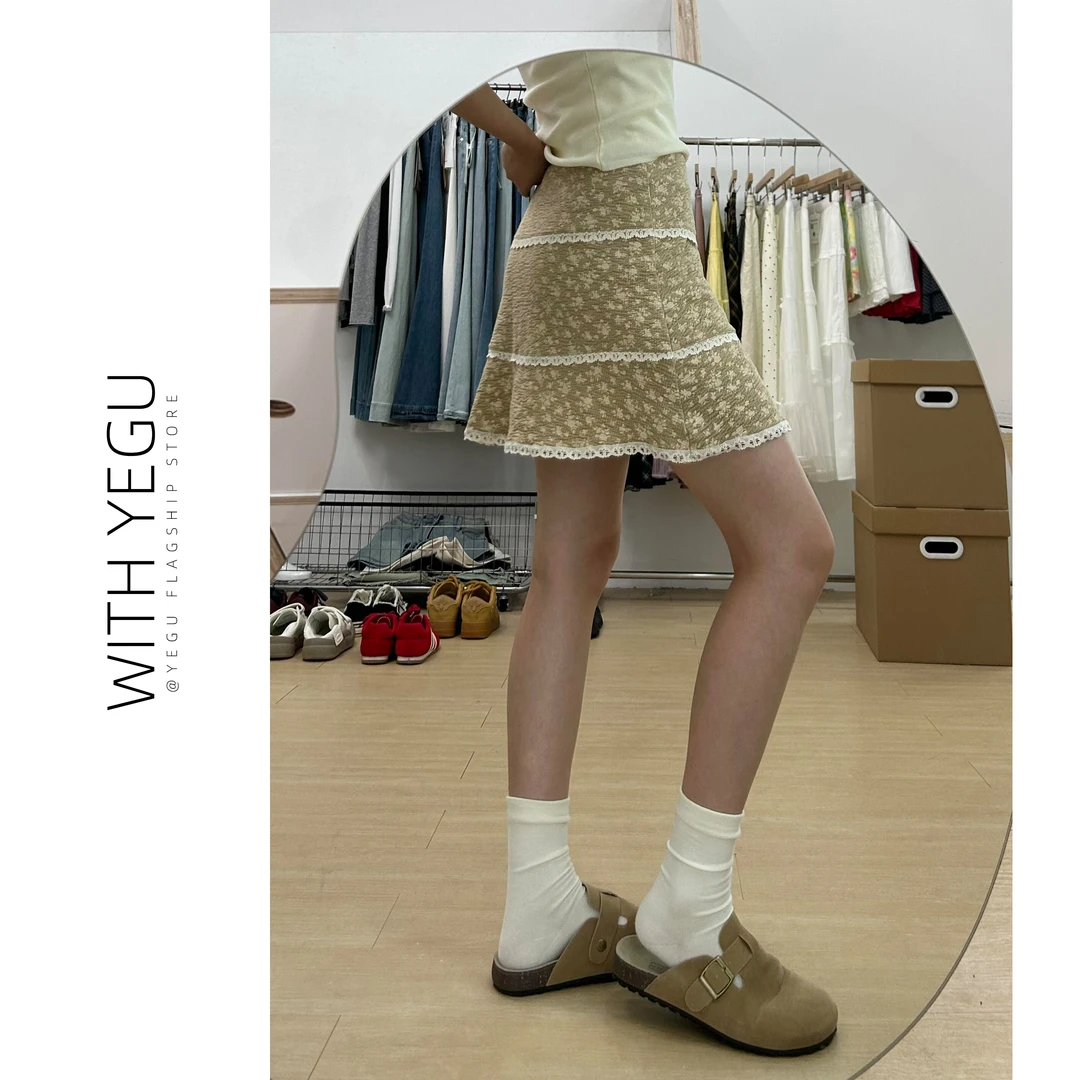 复古卡其色碎花半身裙女夏季款高腰a字包臀裙小个子蕾丝花边短裙