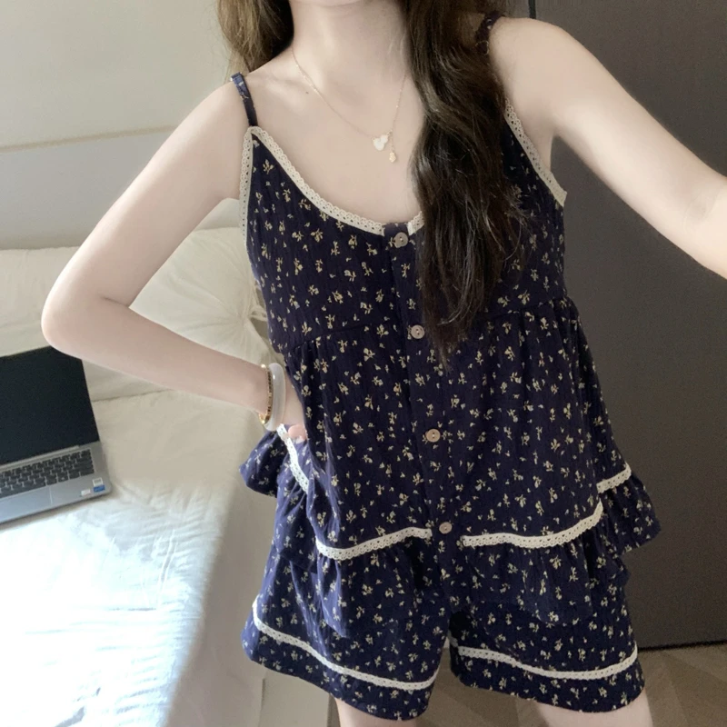带胸垫睡衣女夏季新款云朵棉高级感可外穿碎花吊带短裤家居服套装