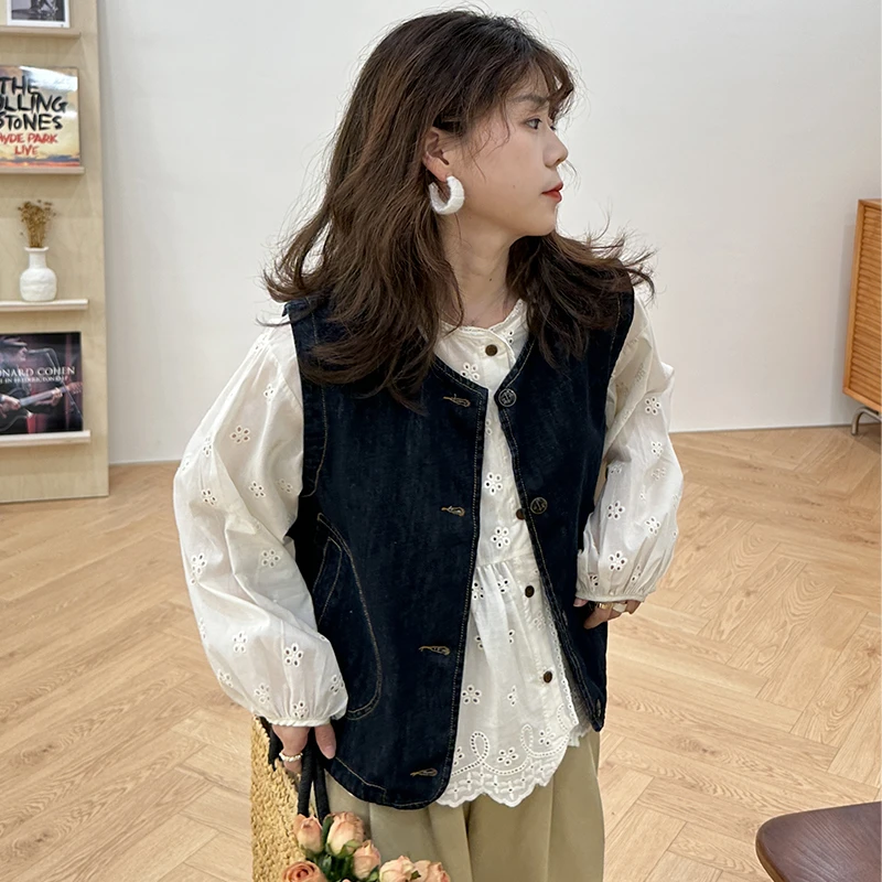 水瓶里的蝎子早春复古气质圆领马甲韩版宽松纯色单排扣牛仔背心女