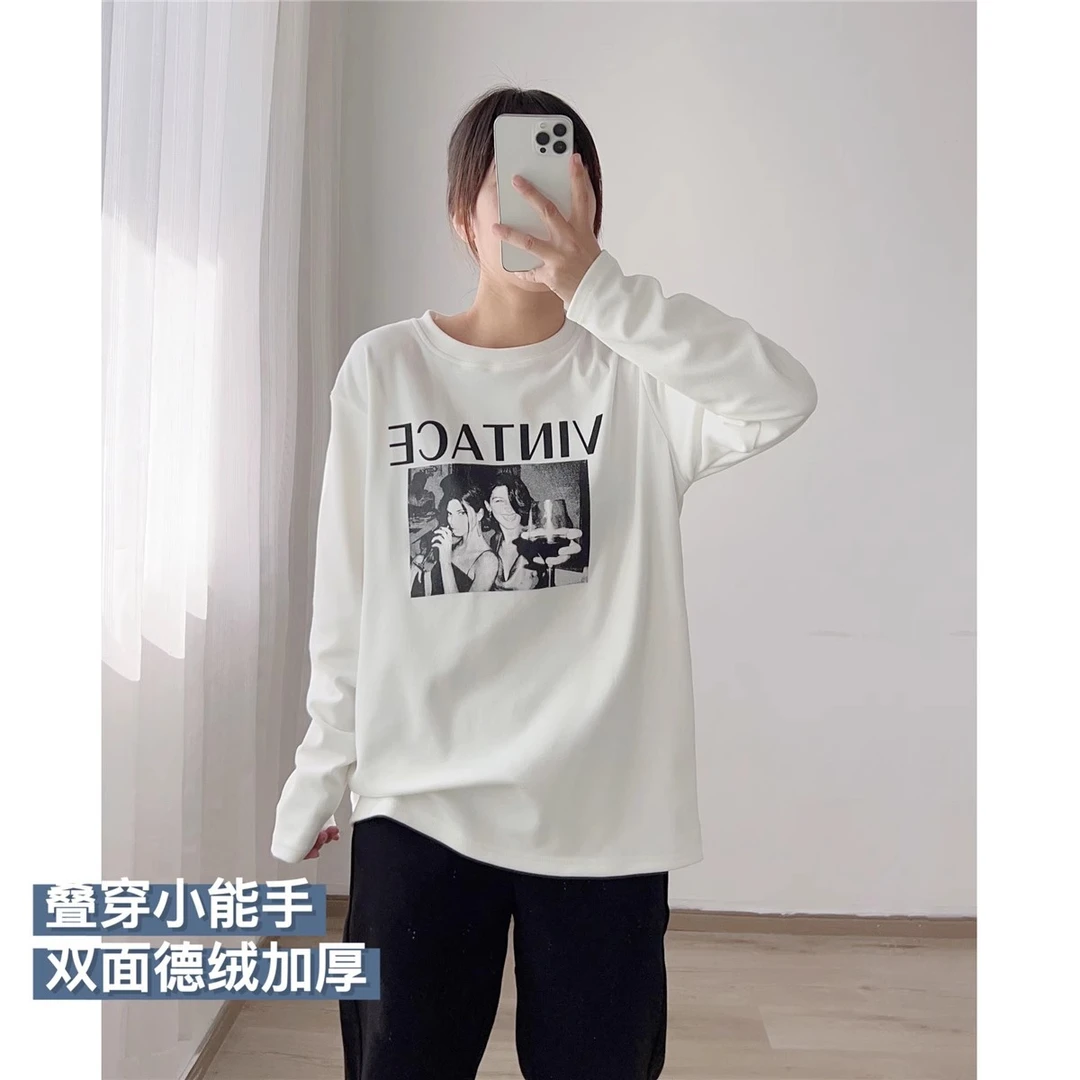 德绒!字母印花白色叠穿长袖T恤女秋冬季磨毛加厚宽松内搭打底衫