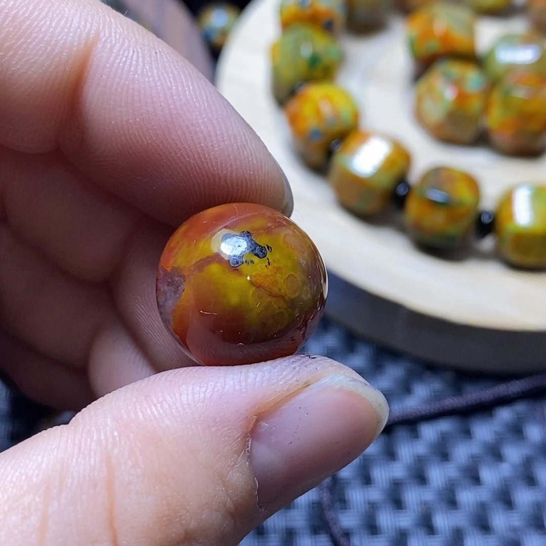 龙***庄玛瑙/玉髓未镶嵌颈饰