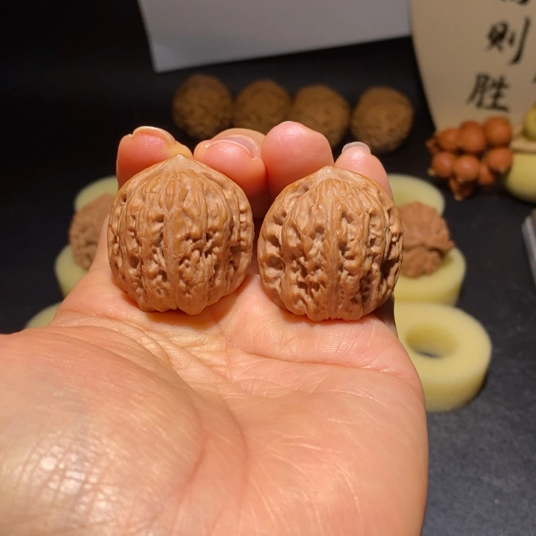 文玩核桃吊坠龙墩32