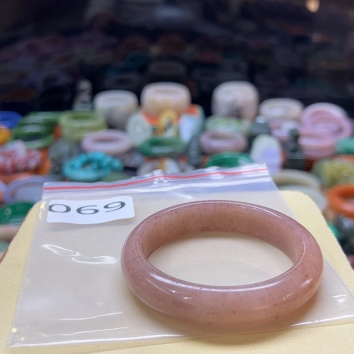 石英质玉手镯未镶嵌萝*69