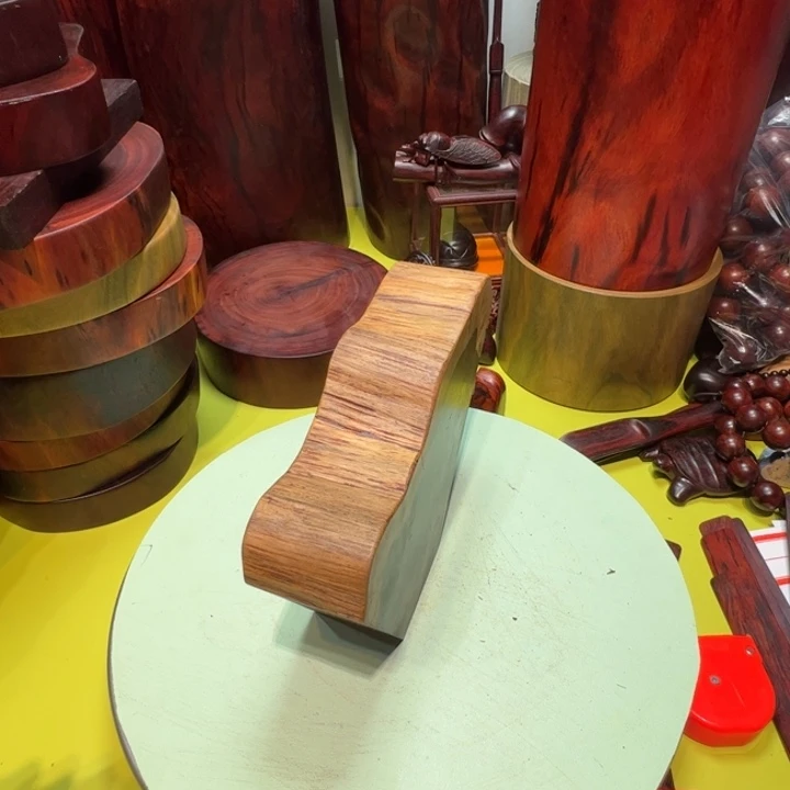 于****非洲紫檀（红花梨）