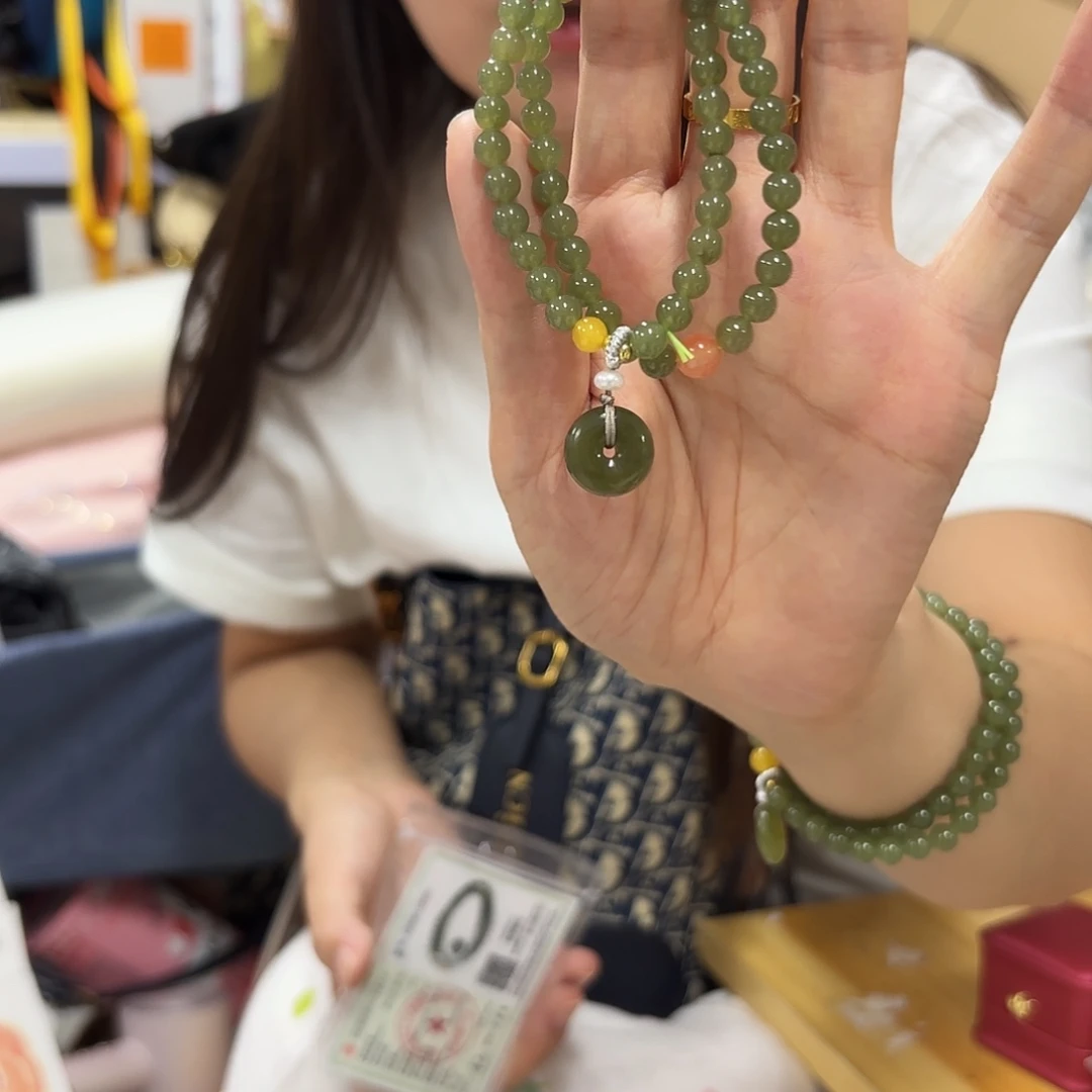 猪剖层皮革双圈儿和田玉手串