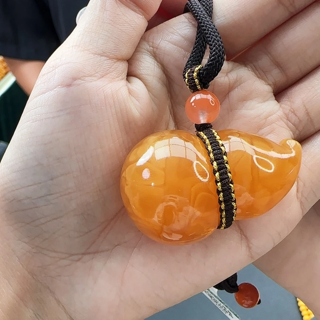 琥珀颈饰未镶嵌吊坠