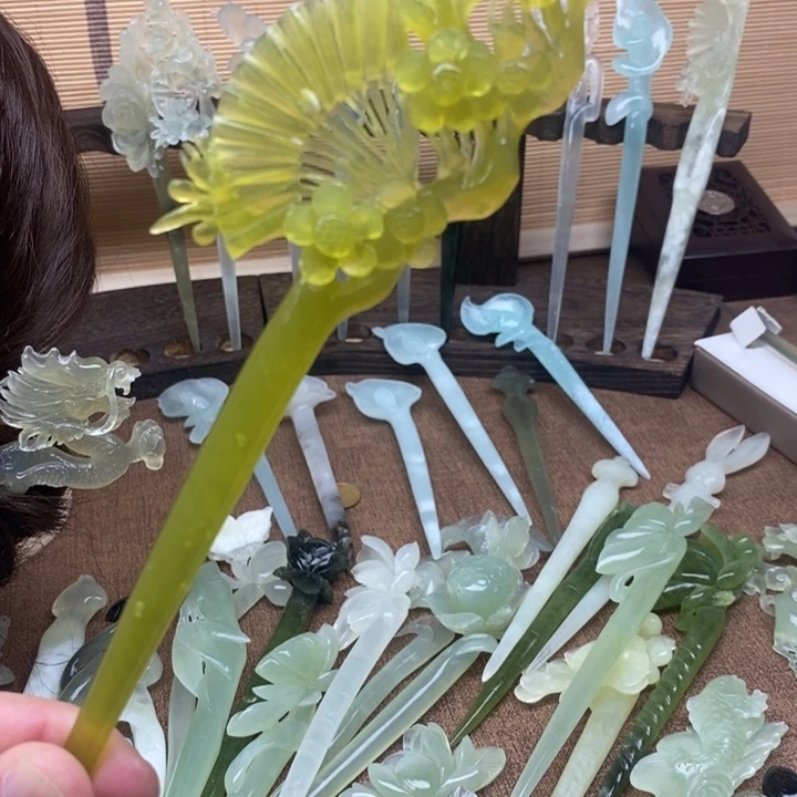 蛇纹石玉未镶嵌发簪