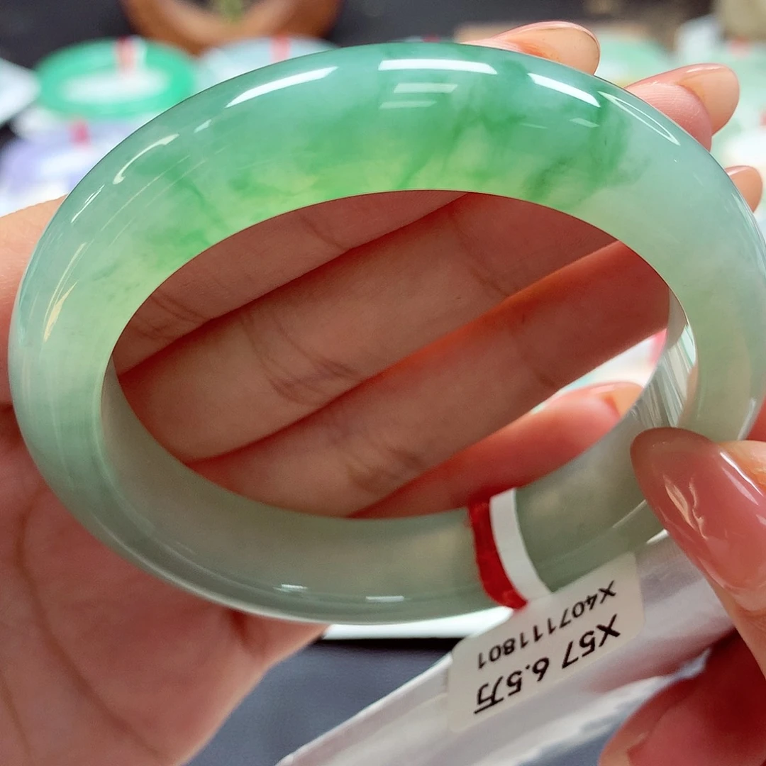 翡翠手镯未镶嵌57正（26）44号