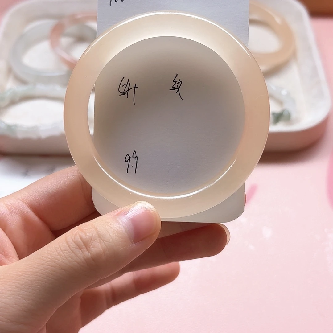 石英质玉未镶嵌手镯100