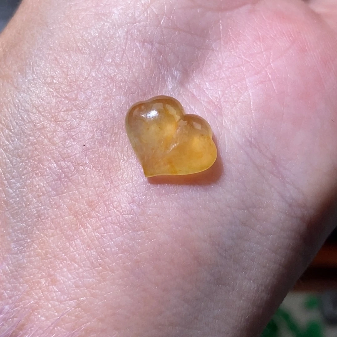 定制翡翠未镶嵌翡翠9.7×11.8×3.4