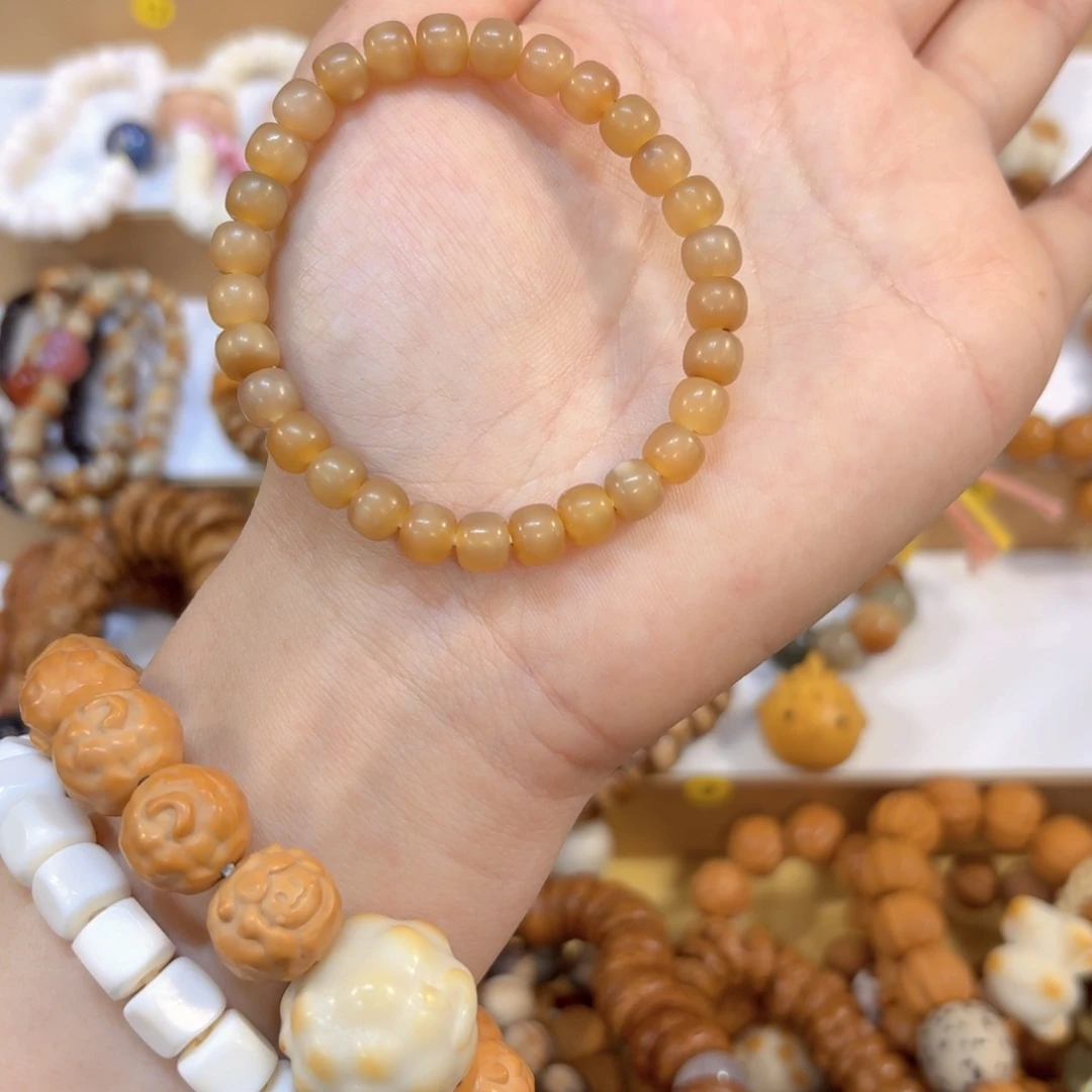 星月菩提吊坠龙脊玉华老型