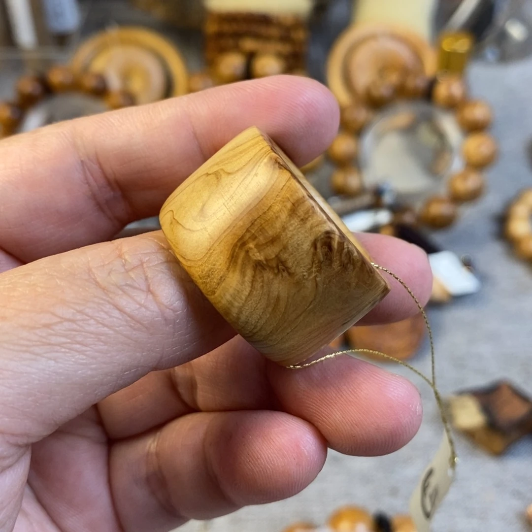 柏木（崖柏）其他太行火焰瘤疤扳指2.13