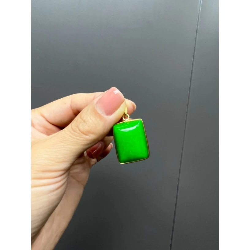 翡翠厚款方糖无事牌吊坠14K金