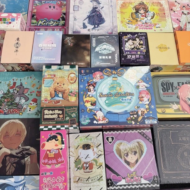 多IP卡牌徽章盲盒大礼包 潮流卡牌收藏盲盒