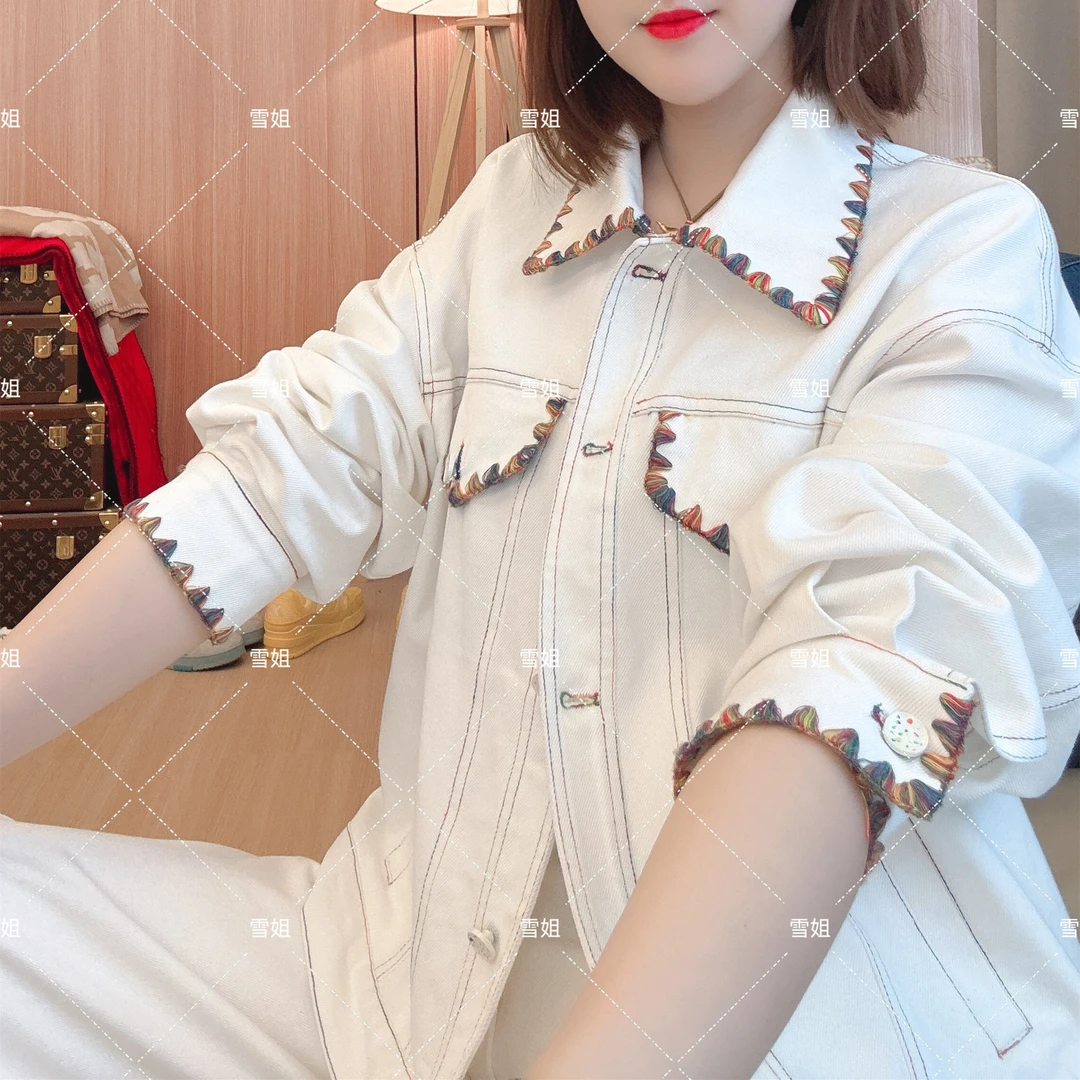 雪姐服饰「海底世界牛仔外套」后背刺绣海底世界宽松翻领牛仔外套