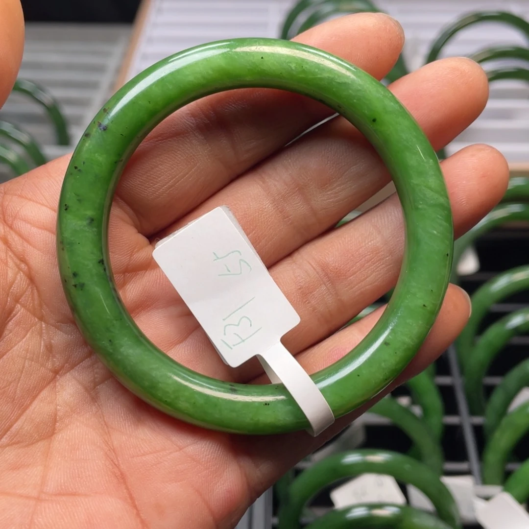 和田玉（碧玉）手镯未镶嵌