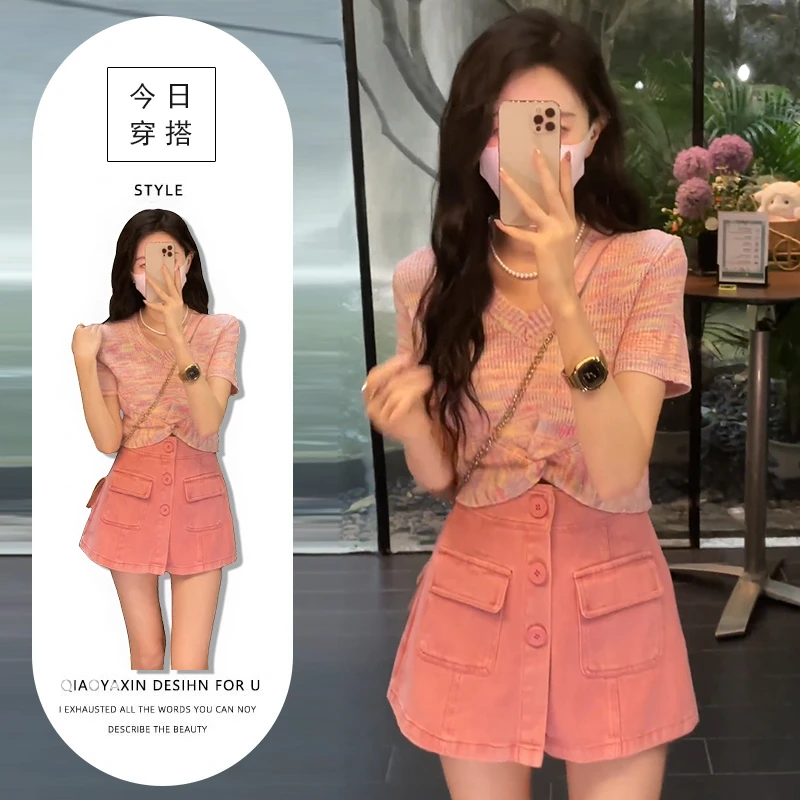 可甜可盐炸街套装女2025夏季设计感别致扭结短款上衣法式粉色裤裙