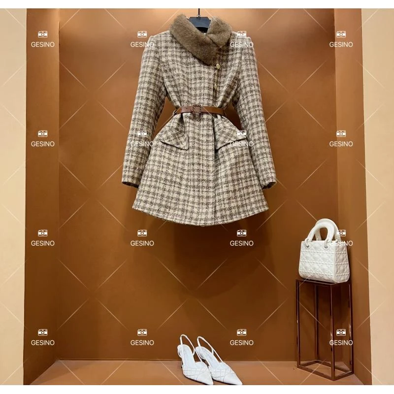 【露】秋冬气质小香风时尚设计师中长款外套 QD-2025358