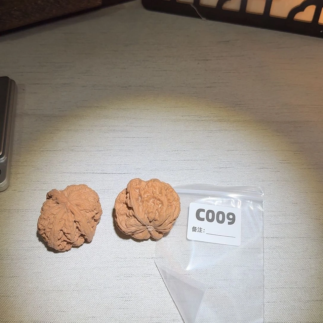 文玩核桃吊坠47粗筋