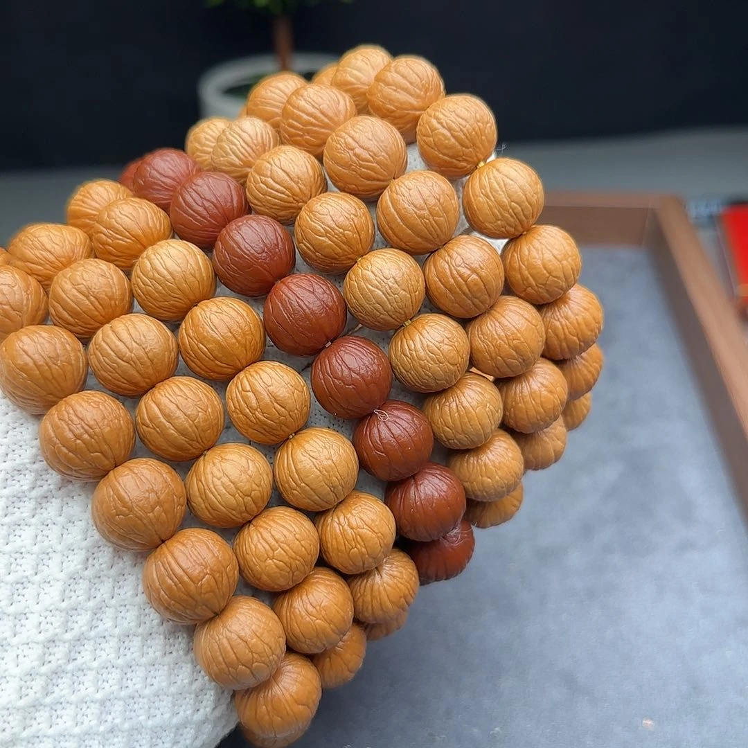 猴头核桃手串毕业聚宝盆