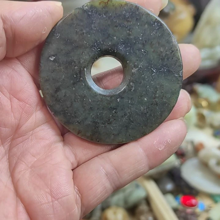 和田玉（糖玉）未镶嵌挂件