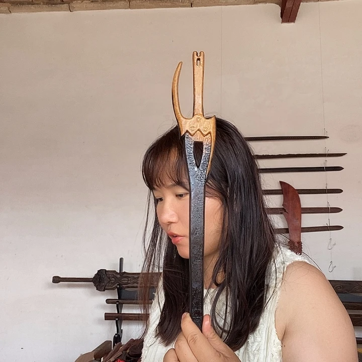 伟****志哈哈哈哈哈哈哈