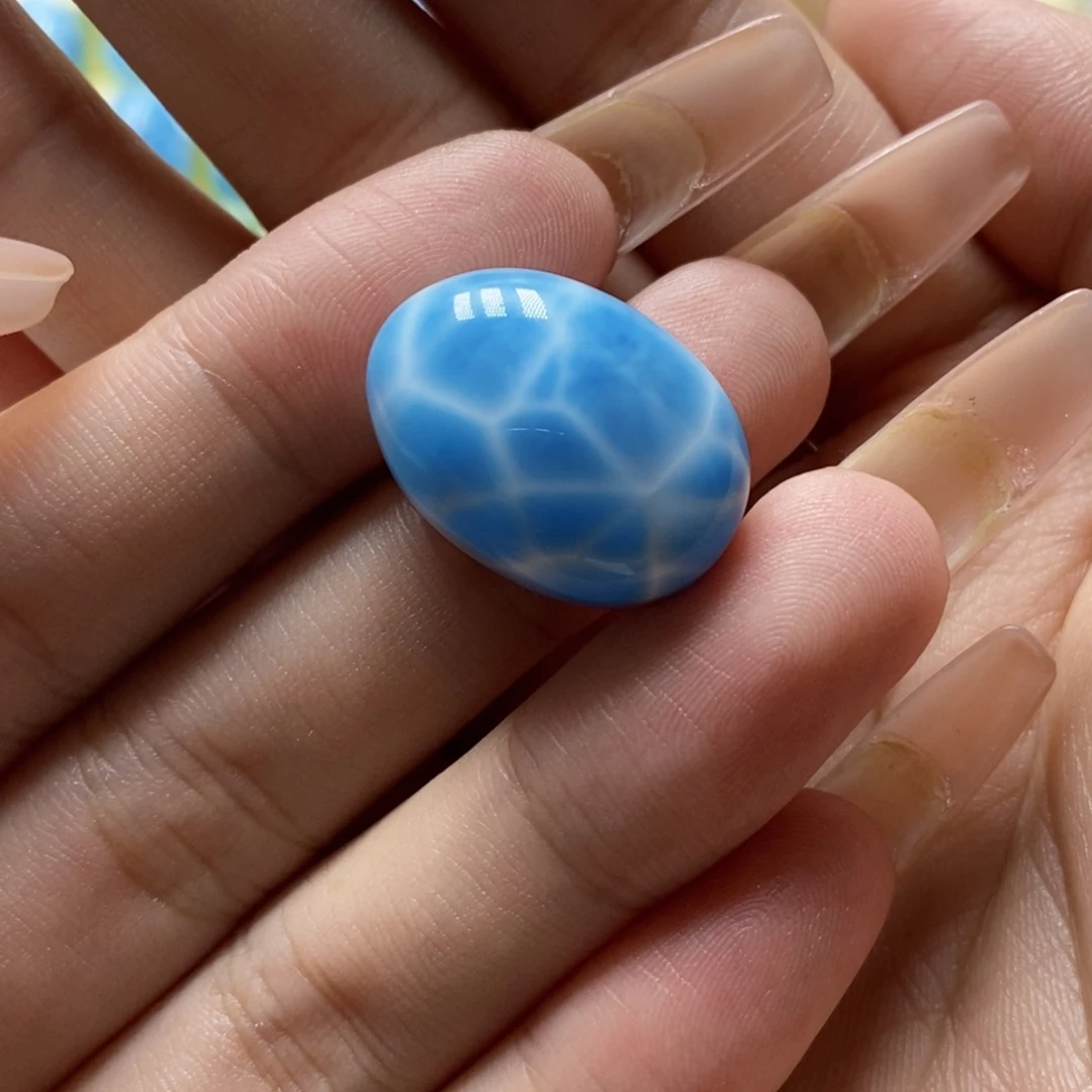 不***E针钠钙石（海纹石）未镶嵌颈饰