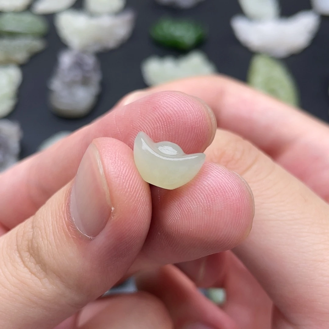 【闪购商品】和田玉未镶嵌颈饰