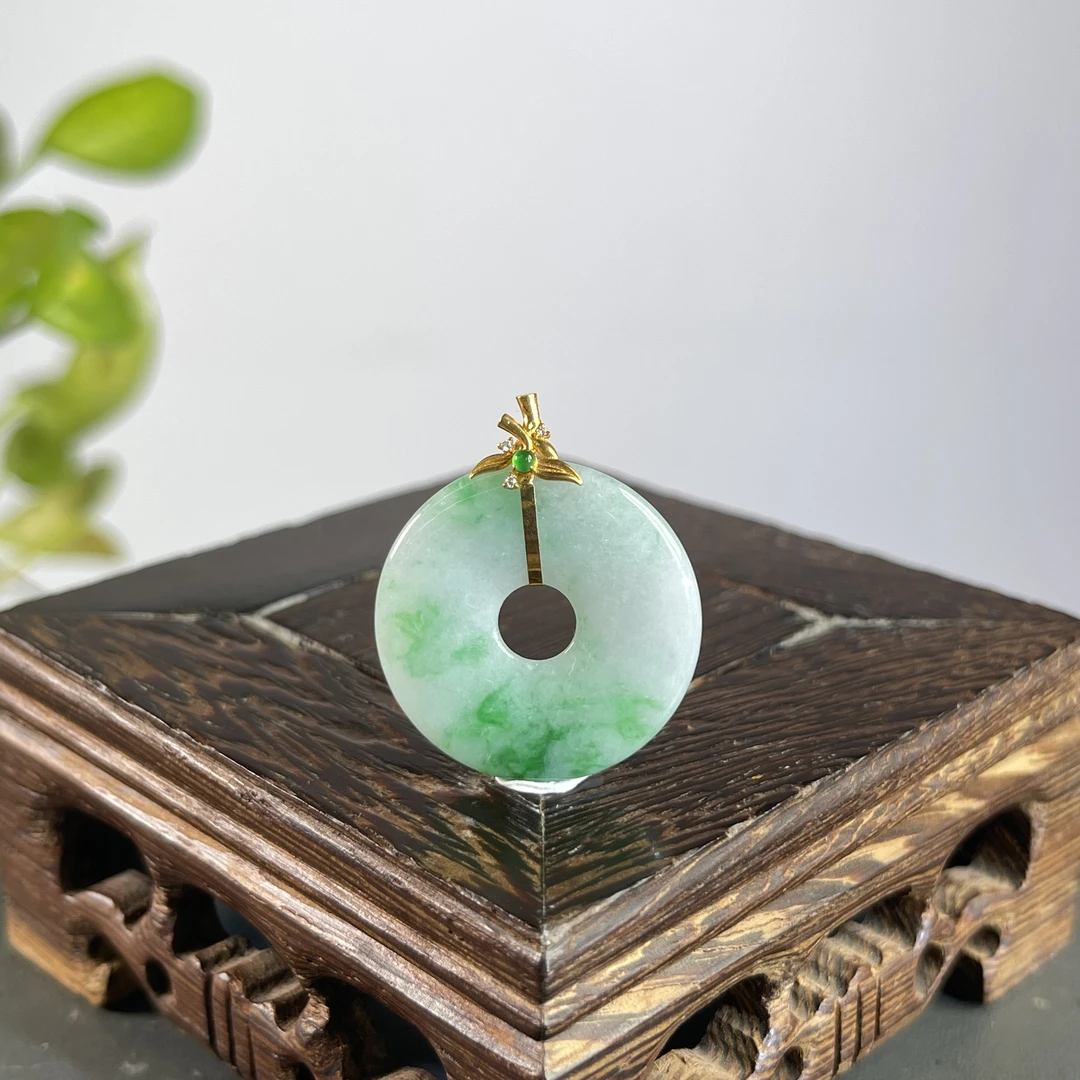 JXZC28-95 天然缅甸A货翡翠 18K镶嵌甜甜圈