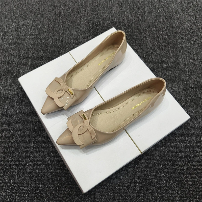 法式平底鞋单鞋女浅口2025新款春秋气质小香风淑女鞋尖头平跟瓢鞋