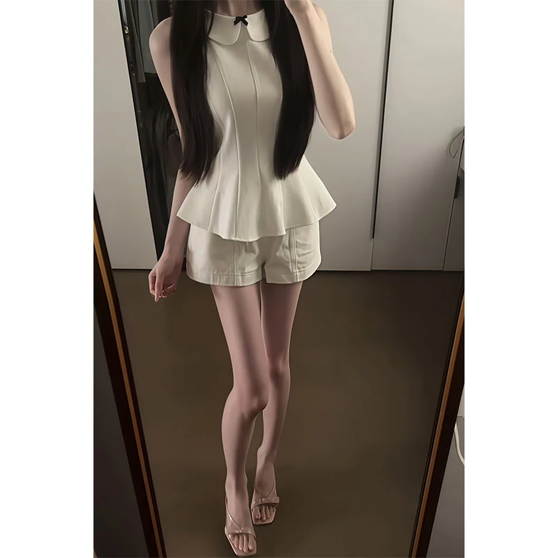 韩系甜美风娃娃领设计休闲百搭修身显瘦短袖上衣高腰直筒短裤套装