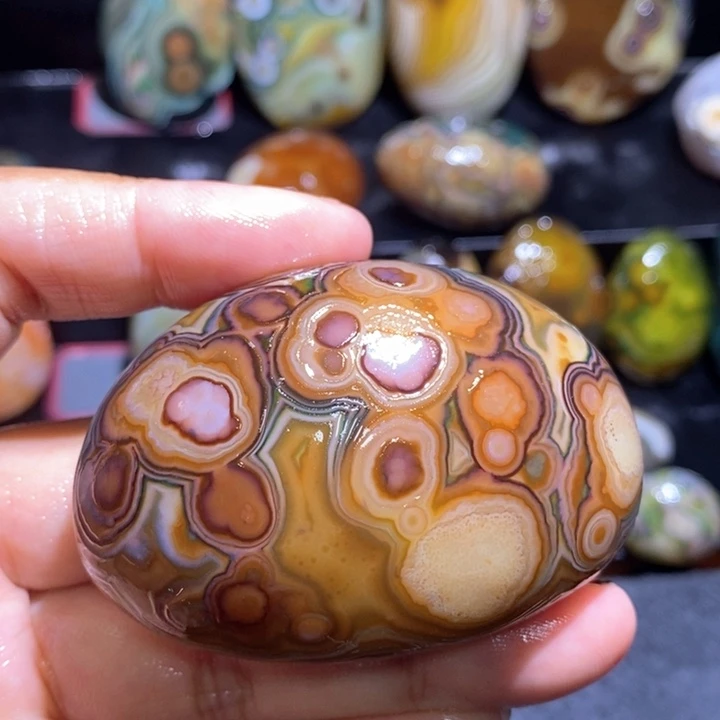 未镶嵌玛瑙/玉髓珠宝奇石