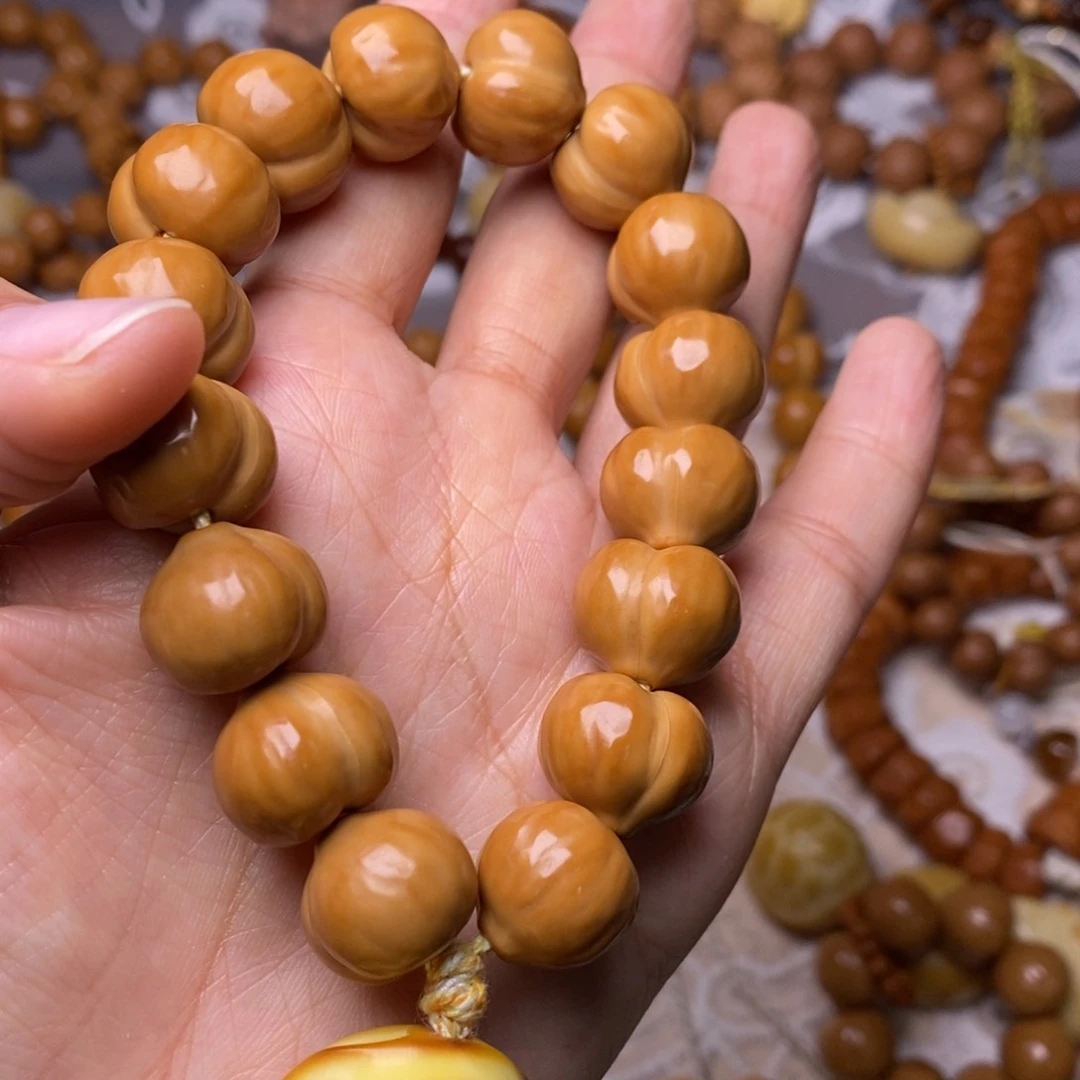 把件猴头核桃柯基屁桃龟甲