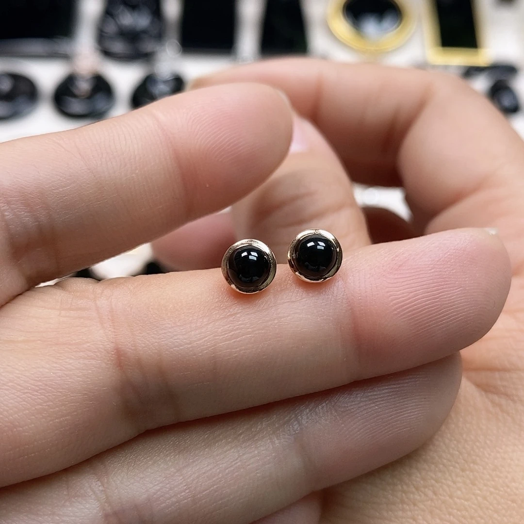 翡翠18K金镶嵌耳饰