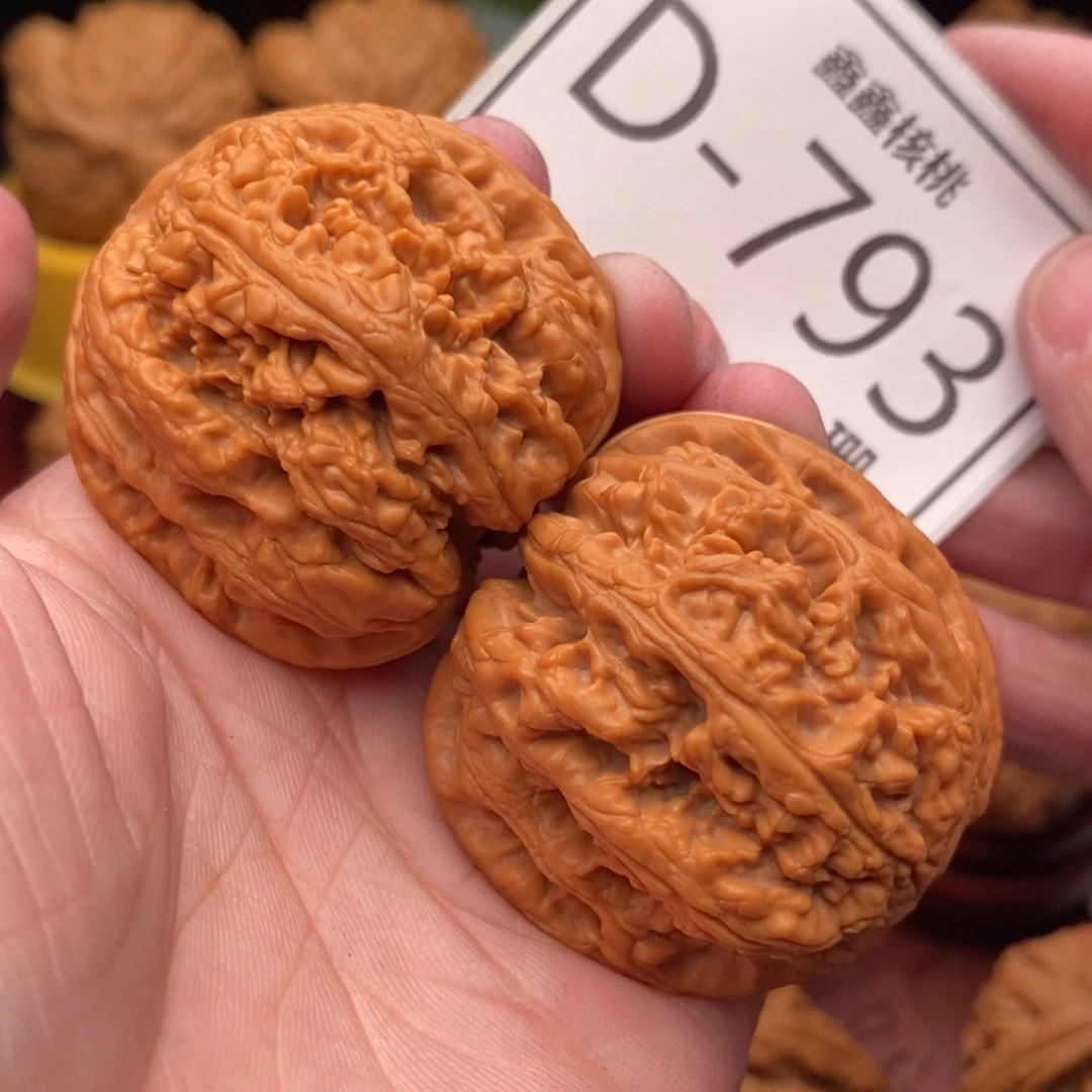 文玩核桃把件粗筋41