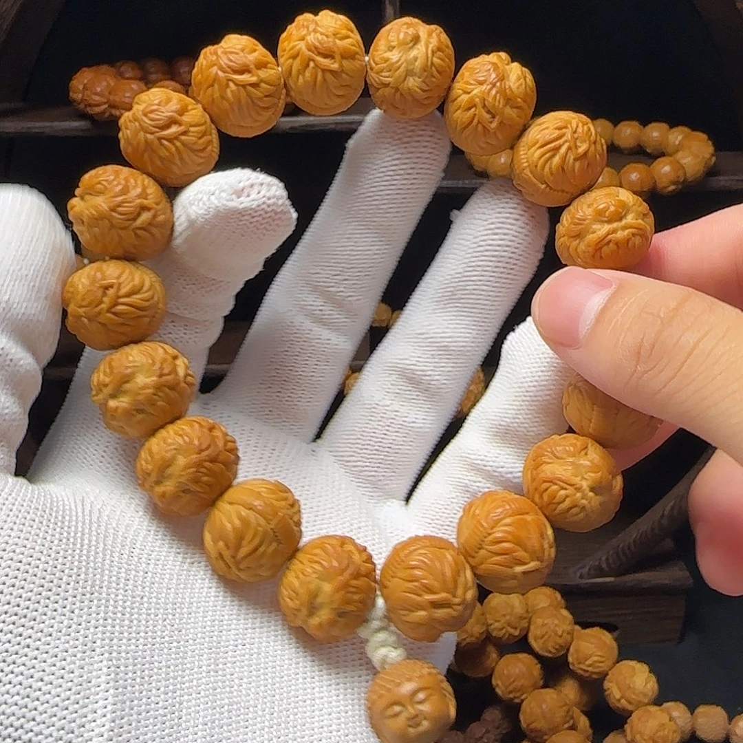 系***窗吊坠猴头核桃猴头