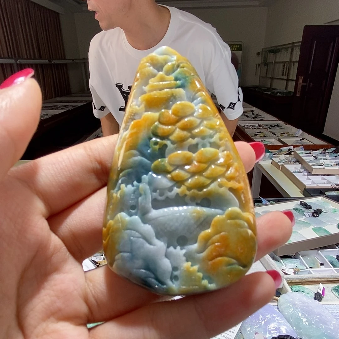 翡翠未镶嵌颈饰翡翠