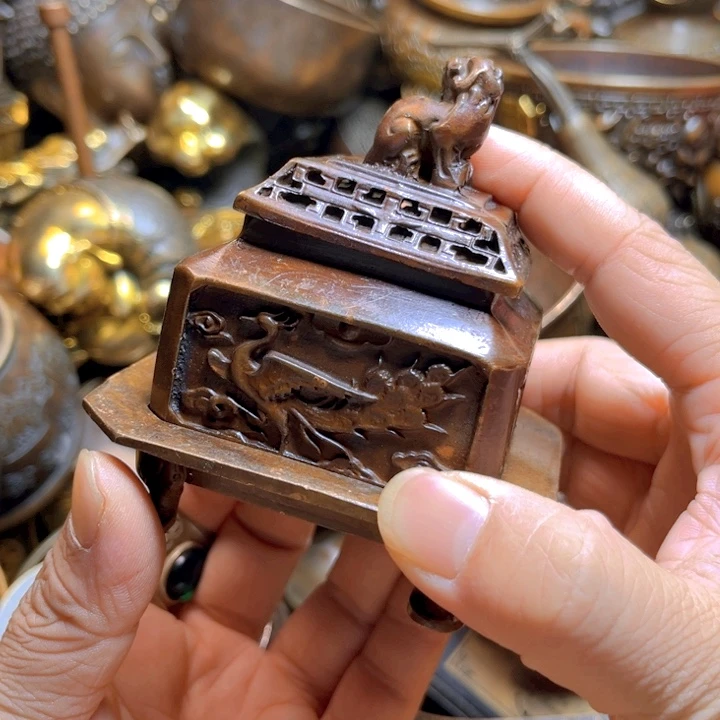 铜器摆件收收藏藏