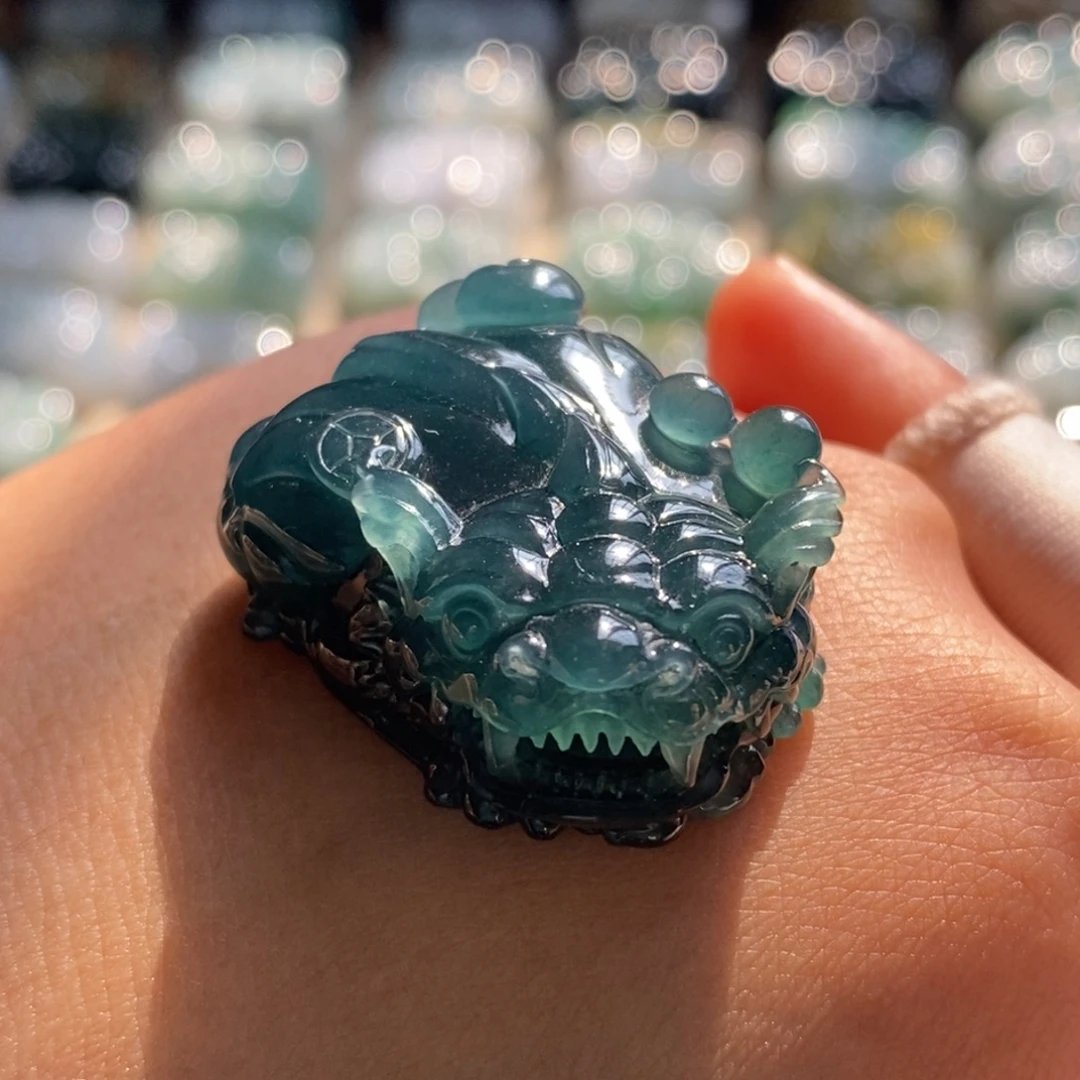 翡翠未镶嵌颈饰天然翡翠貔貅吊坠