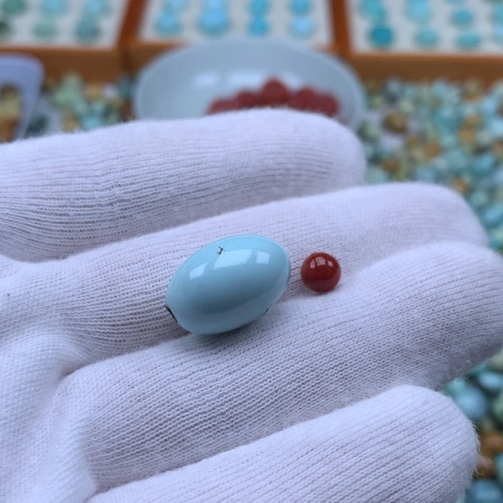 时***转南红玛瑙未镶嵌珠宝奇石