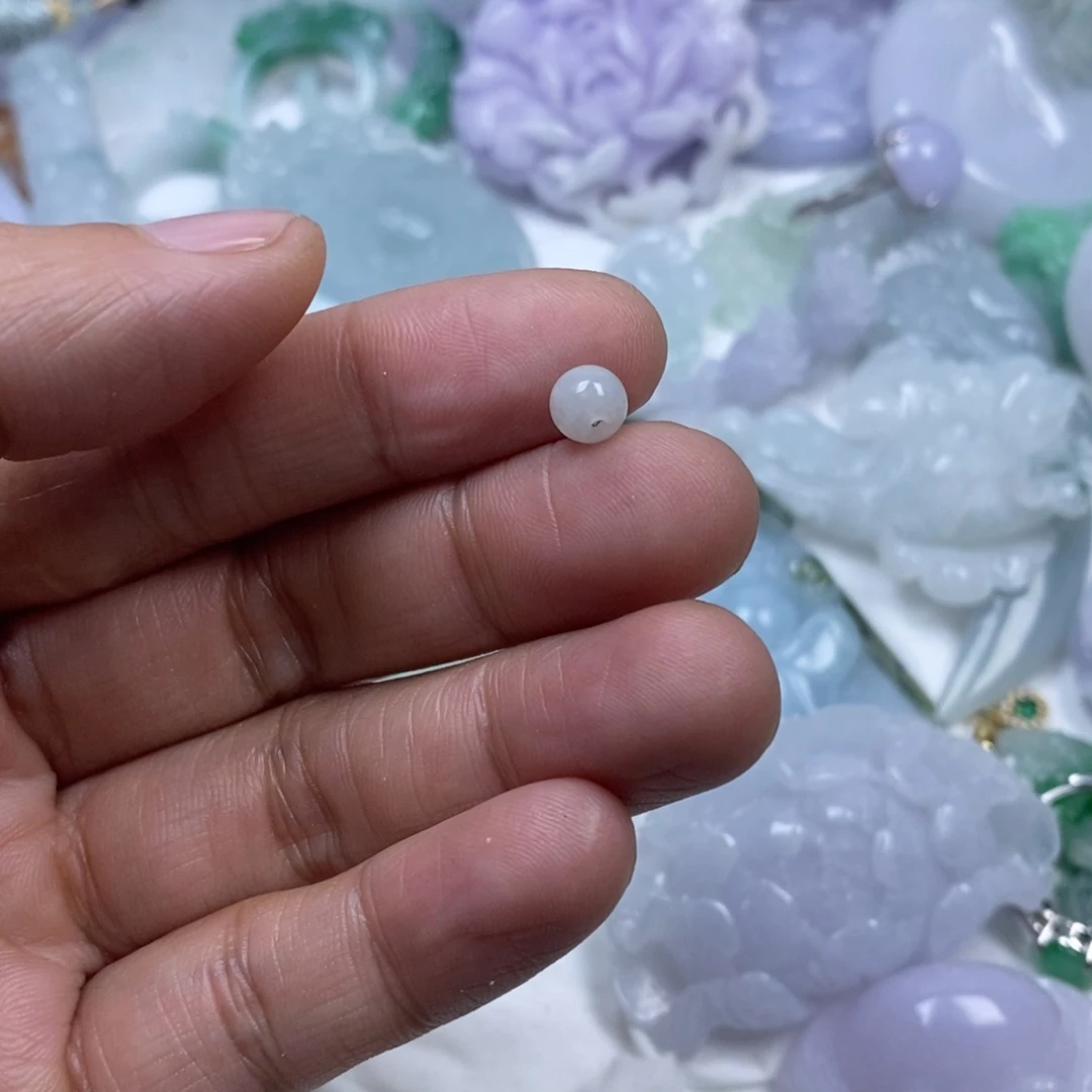 颈饰未镶嵌翡翠白***药翡翠