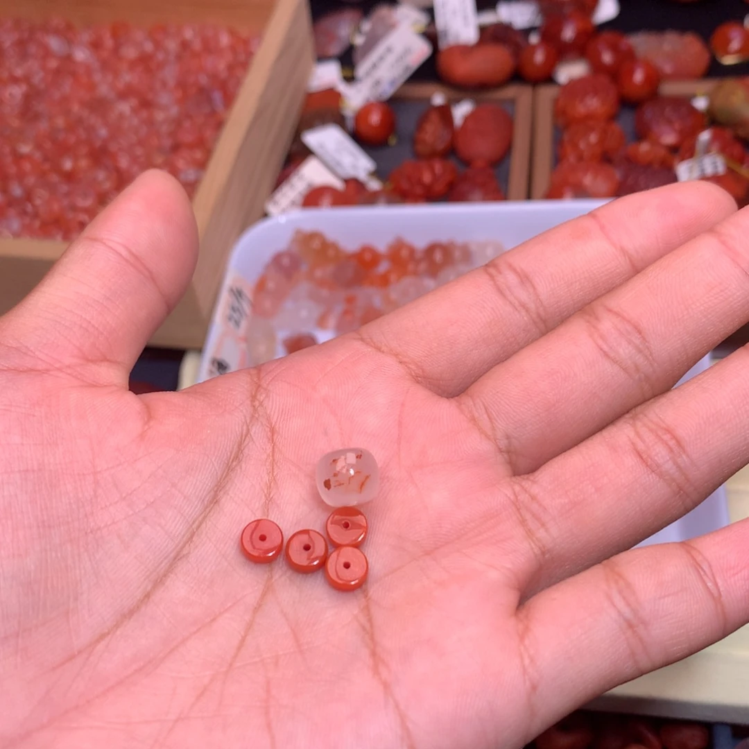 一***南红玛瑙未镶嵌珠宝半成品2