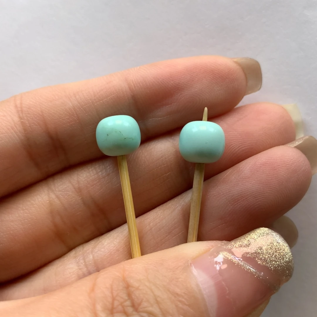 绿松石配饰未镶嵌