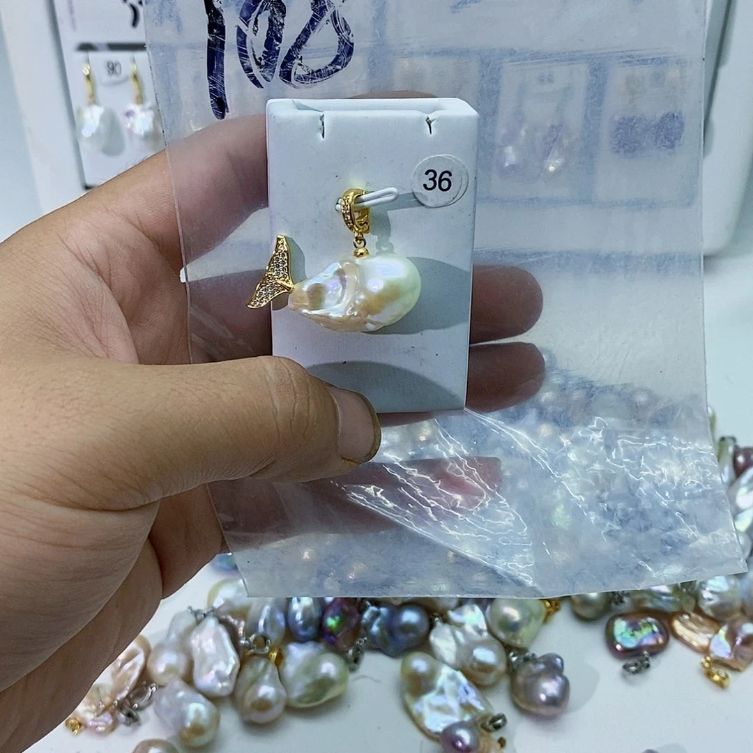 淡水珍珠合金颈饰
