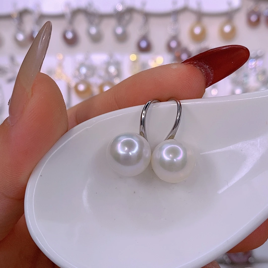 颈饰未镶嵌淡水珍珠